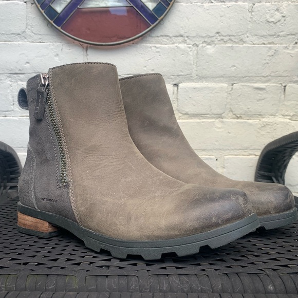 Sorel Emilie Chelsea Zip Bootie - Picture 4 of 9